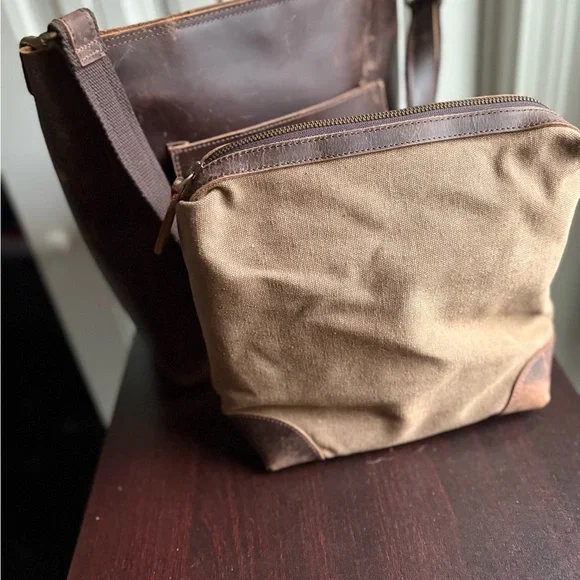 Classic Brown Leather Bag - Picture 8 of 12
